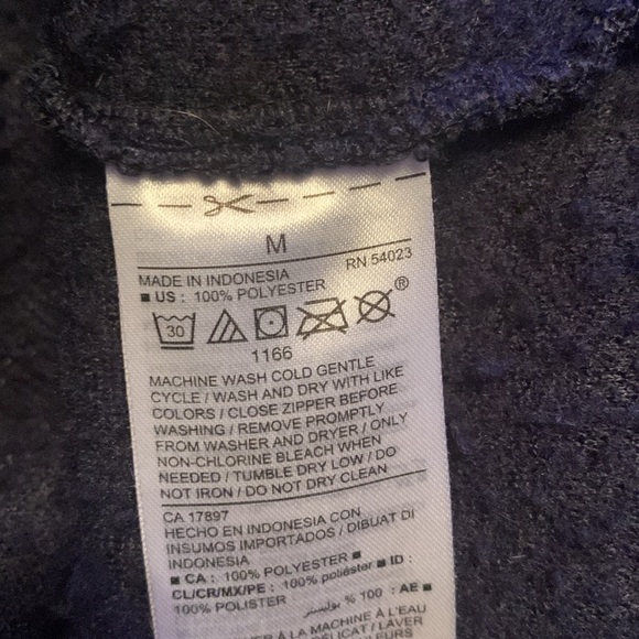 Old Navy Dark Blue Teddy Sweater Size M - Picture 8 of 10